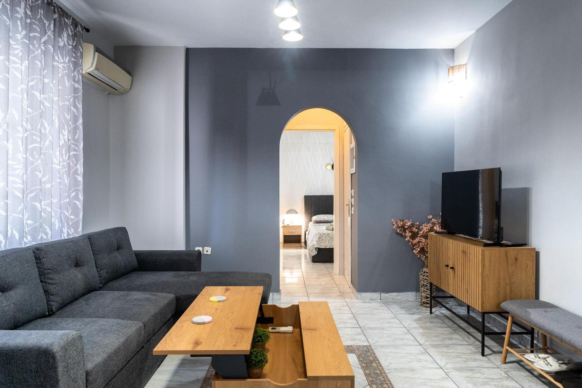 Ninas Central Apartment Kavala Exterior foto